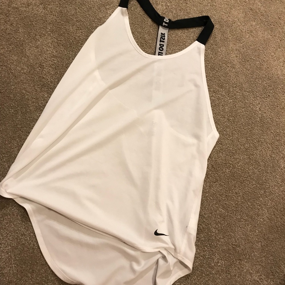 White nike tank